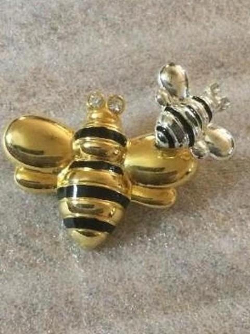 Bee Pin